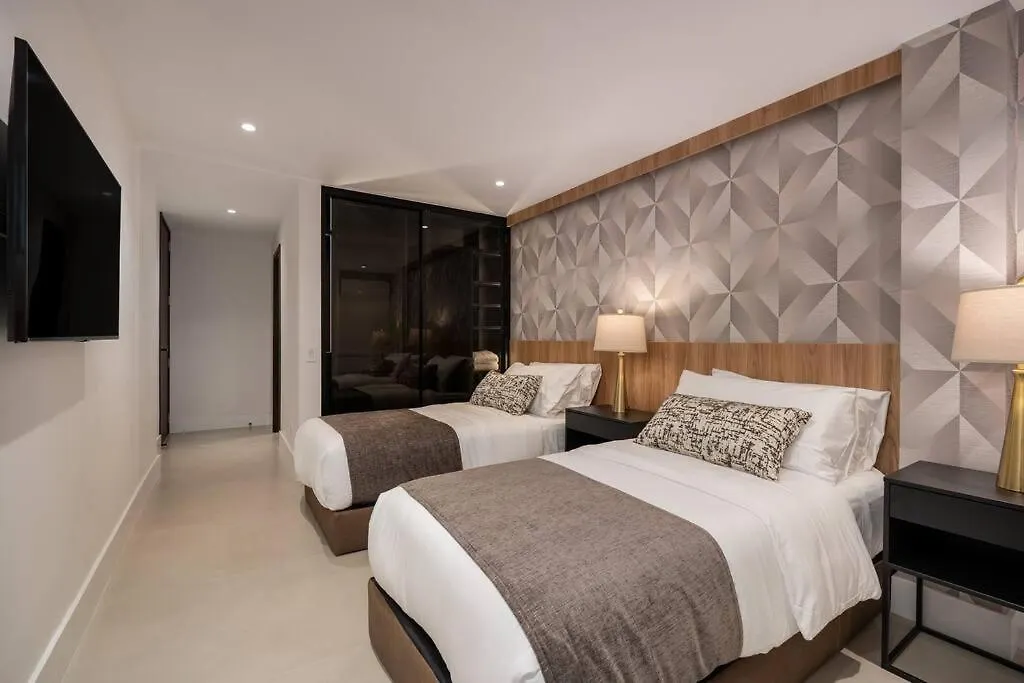 Casa Luxe - Cold Plunge, Sauna, Pool, & Jacuzzi! Villa Medellin Colombia