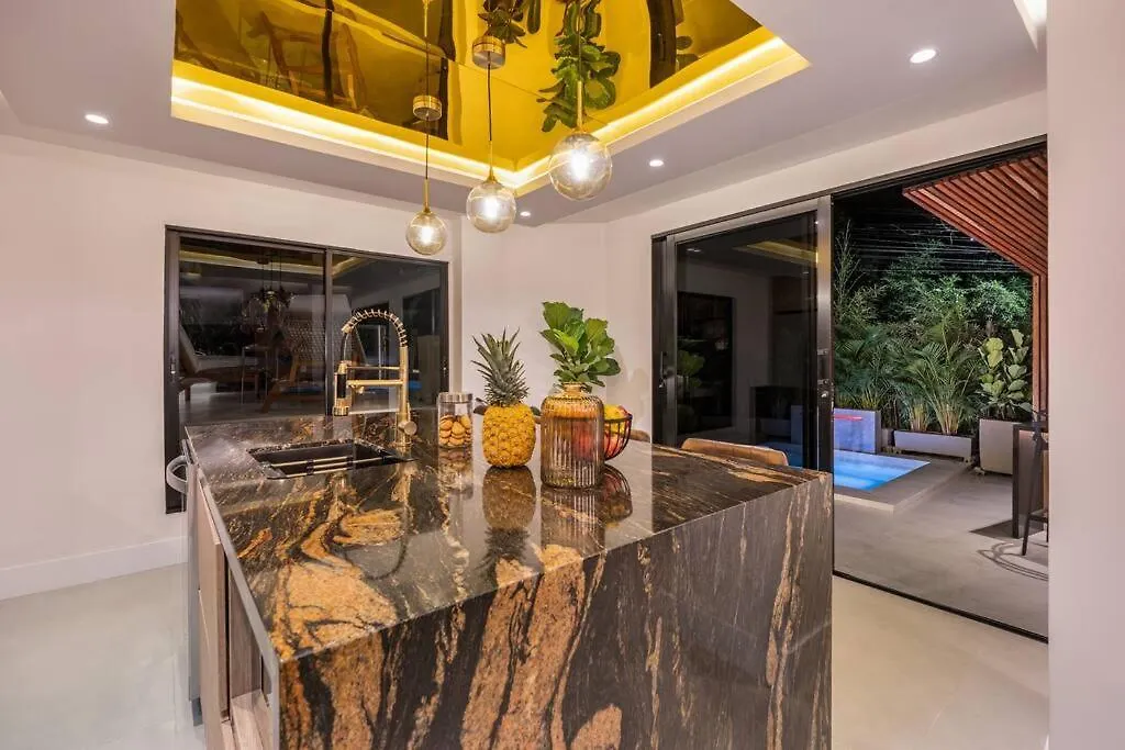 Casa Luxe - Cold Plunge, Sauna, Pool, & Jacuzzi! Villa Medellin Colombia