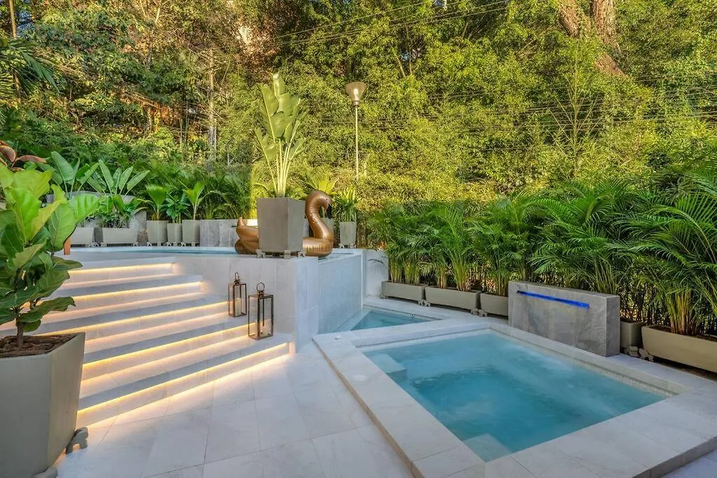 Casa Luxe - Cold Plunge, Sauna, Pool, & Jacuzzi! Villa Medellin Colombia