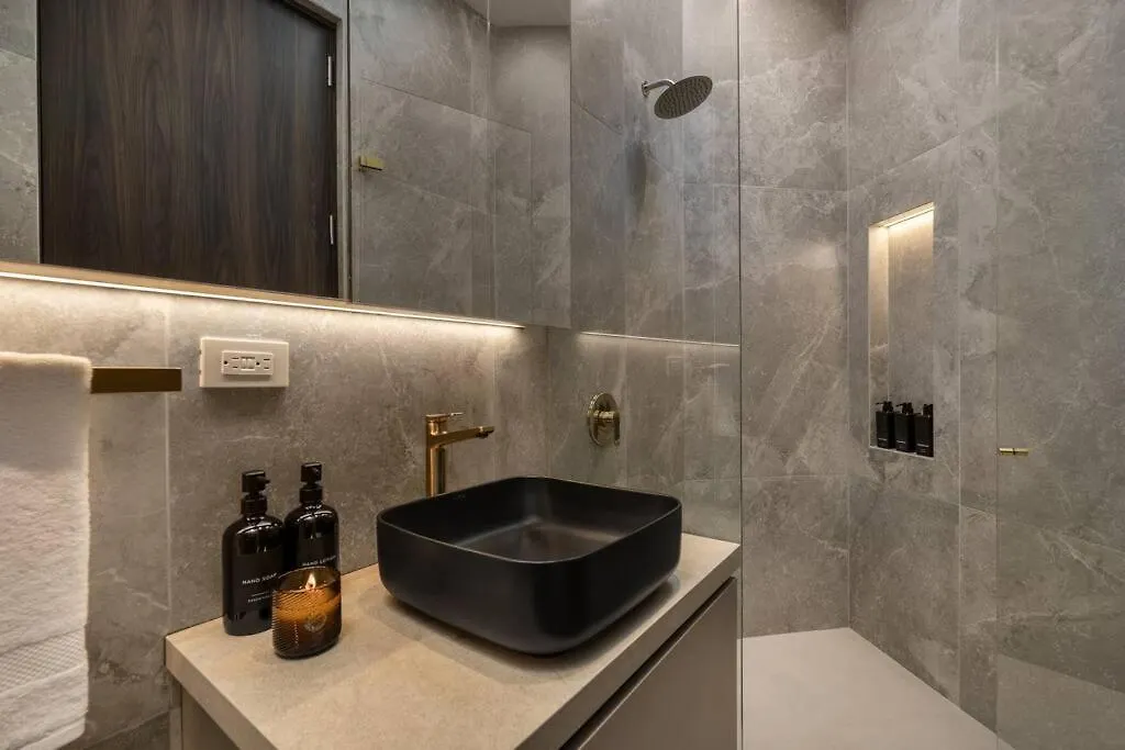 Casa Luxe - Cold Plunge, Sauna, Pool, & Jacuzzi! Villa Medellin 0*,